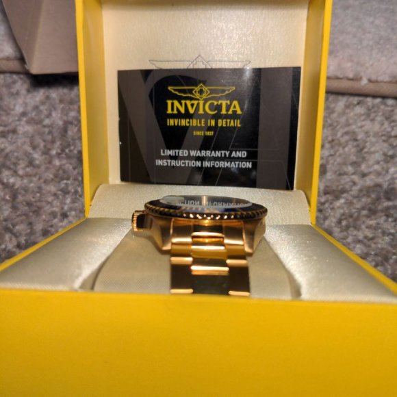 Invicta Pro Diver Automatic Dial Watch i - Picture 2 of 12